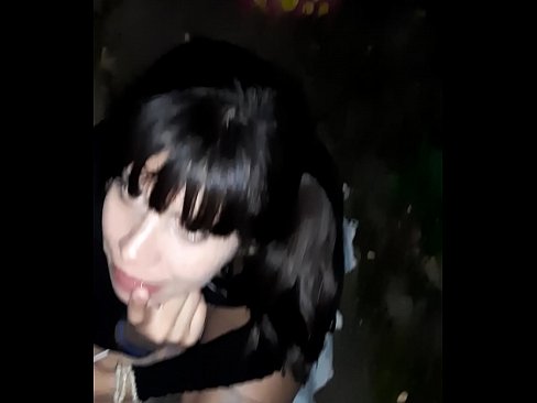 ❤️ Sokakta şeker karşılığında şişmiş penis ️ Seks bizde ☑